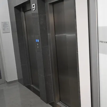 Luxusny V Panorame, 9 Posch, Krasny Vyhlad A Garaz *